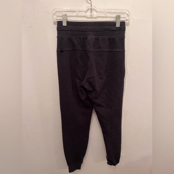 Lululemon Men's Textured Knit Double Cotton Jogger - Picture 6 of 8